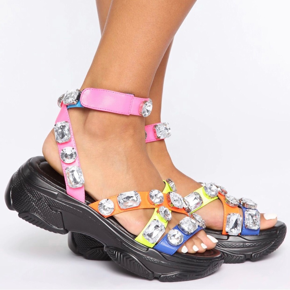 Platform Sandals - Picture 2 of 5